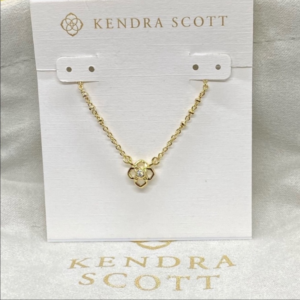 NWT Kendra Scott Rue Necklace - Gold